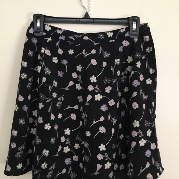 Gothy black floral Wednesday Addams vibes skirt - Picture 2 of 4